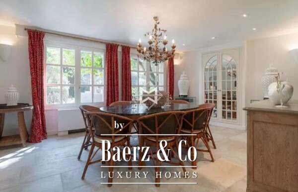 photo 9 Beautiful architect's property in a lush environment