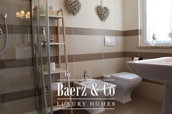 photo 20 Country house for sale 480 m²