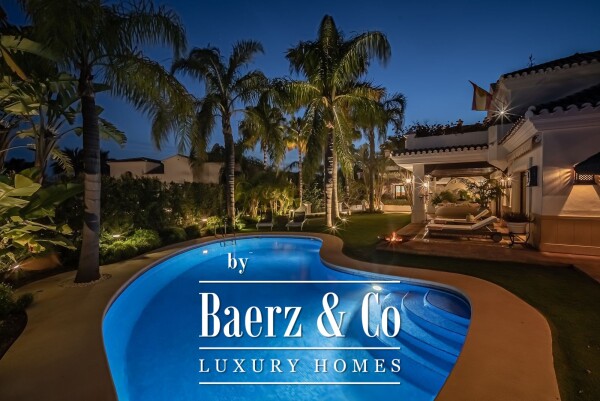 photo 2 Villa - Marbella East - Ref: 8192