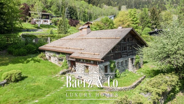 photo 2 Historic farmhouse 5 bedrooms