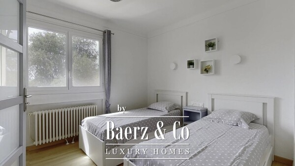 photo 8 EXCLUSIVELY Beautiful villa located in the popular and secure residential area of ​​