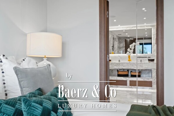 photo 16 Amazing Penthouse with Sea and Mountain view