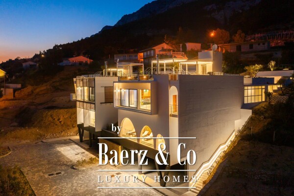 photo 9 Luxury villa with a breathtaking view near Omiš