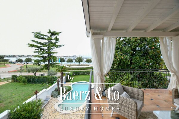 photo 54 Istria, Umag, beautiful house with pool, first row to the sea, NKP 430m2