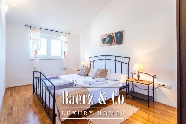 photo 44 Marina, house with 6 apartments with a beautiful view of the sea