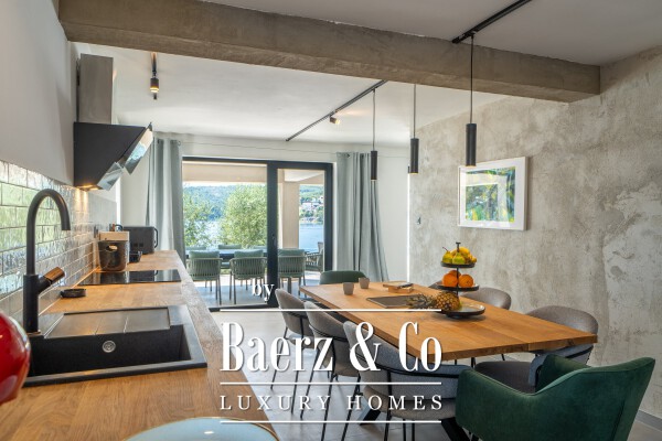 photo 7 Brač, villa in a beautiful position, 1st row by the sea