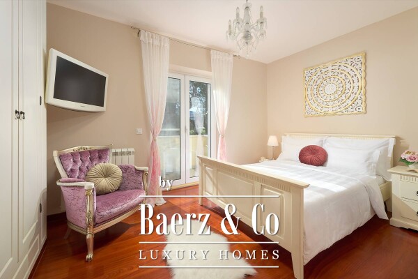 photo 7 Split, Bacvice, unique villa in a beautiful position near the sea