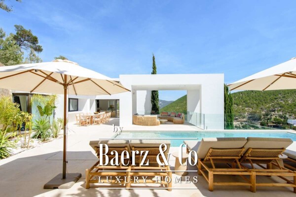 photo 8 Beautiful luxury home in Roca Llisa, Roca Llisa