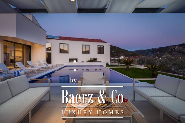 photo 2 Marina, an exceptional property near the sea