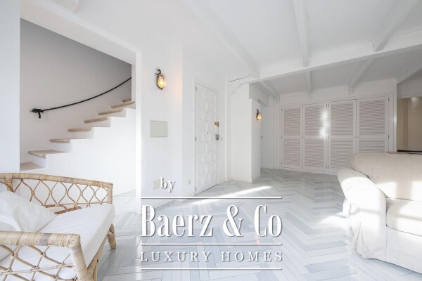 photo 3 Bright Penthouse with large private Roof Terrace and Port views