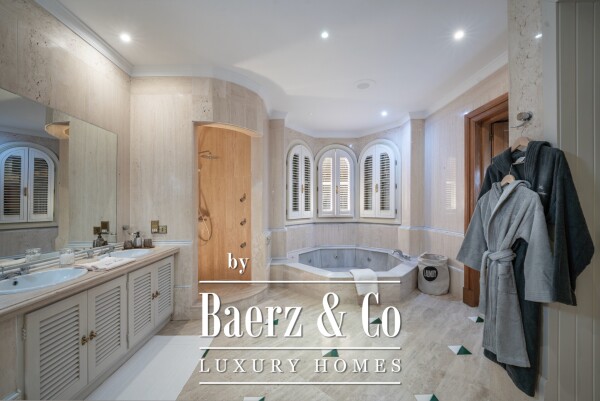 photo 23 Beautiful luxury home in San Roque, San Roque Club