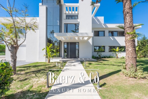 photo 3 Beautiful luxury home in Sotogrande, Sotogrande Costa - Reyes y Reinas