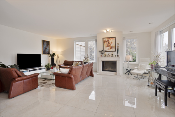 photo 4 Rhijnhofweg 2