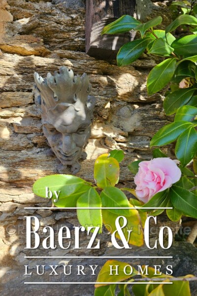 photo 4 charming Provencal 16th century farmhouse with stunning view