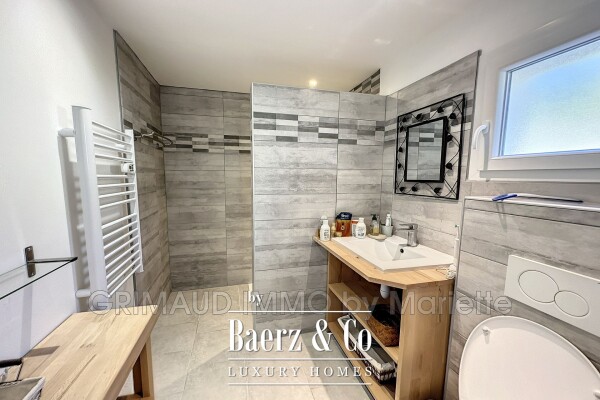 photo 22 Beautiful Recent Villa with Open Views, Tranquility, and Poo