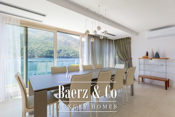 photo 12 Luxury Villa in Tivat Municipality next to the Sea