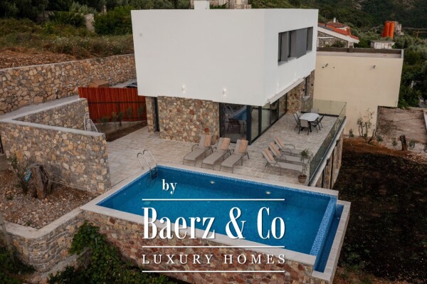 photo 6 Luxury Villa with Seaview in Budva