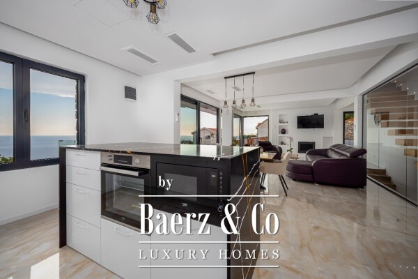 photo 11 Luxury Villa with Seaview in Budva