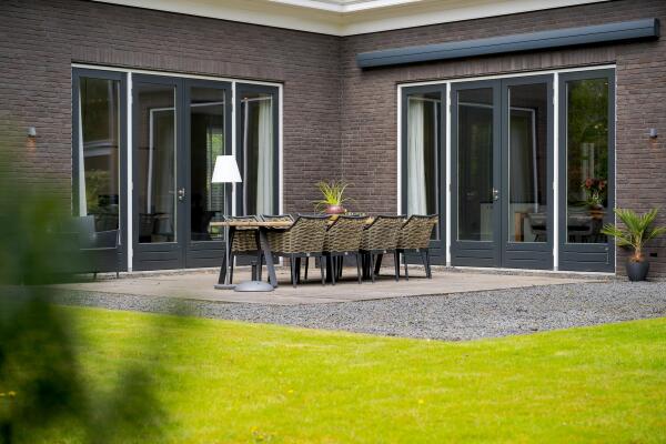 photo 54 van Brouchovenlaan 6