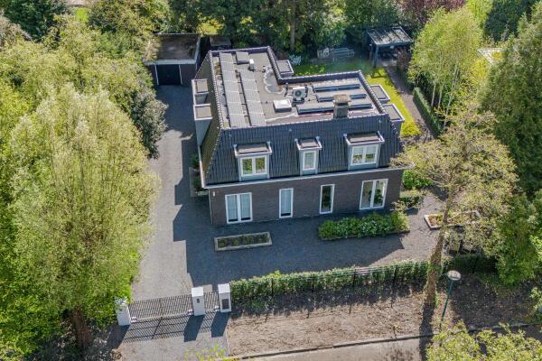 photo 66 van Brouchovenlaan 6