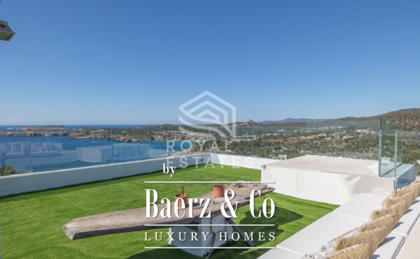 photo 2 Beautiful luxury home in Cala moli