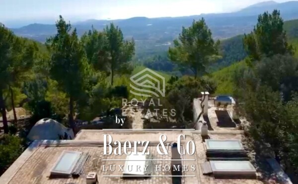 photo 4 Beautiful luxury home in Santa Eul\u00e0ria des Riu