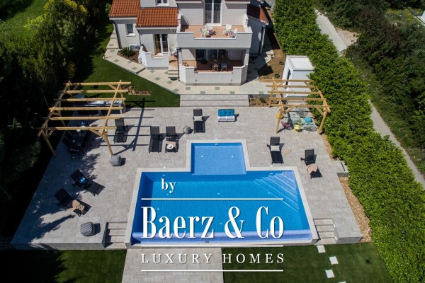 photo 2 Trogir - Plano, house with pool in a quiet location