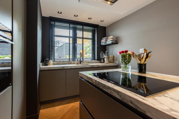 photo 16 Burgemeester Bootlaan 2