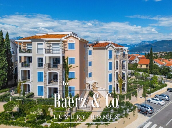 photo 6 Two Bedroom Apartment near Sea in a Luxury Project