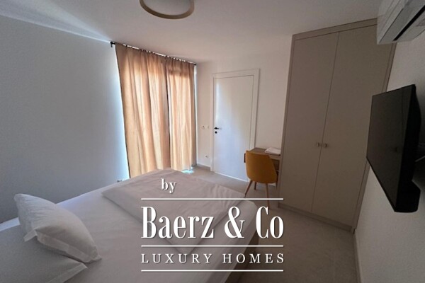 photo 8 Brac, two separate modern houses with a large terrace, near Bol