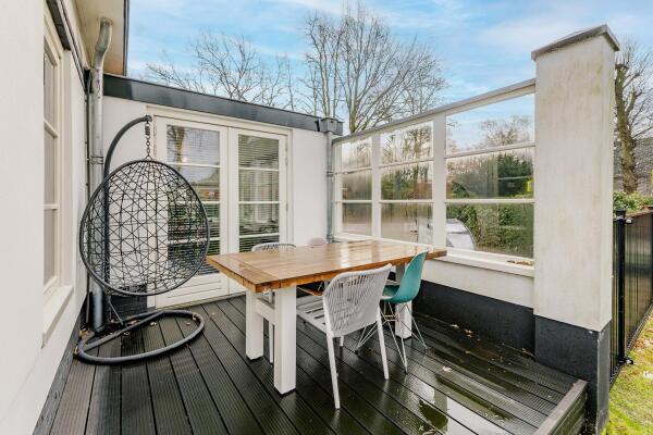 photo 25 Nieuw-Loosdrechtsedijk 60