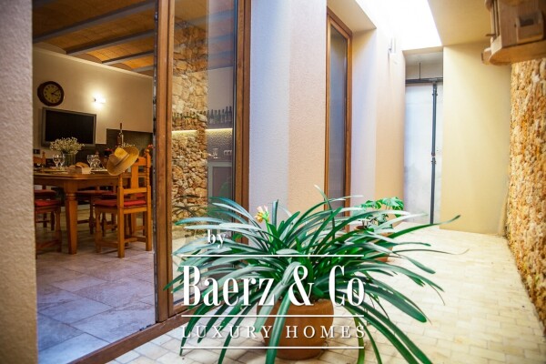 photo 18 EXCEPTIONAL VILLA IN ONE OF THE BEST RESIDENTIAL AREAS JUST 1 KM FROM CIUTADELLA DE MENORCA