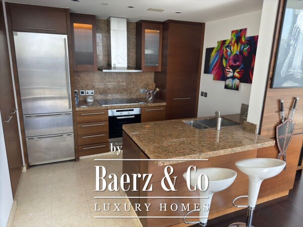 photo 4 Luxurious 2 Bedroom Burj Khalifa Apartment with Full Fountain View