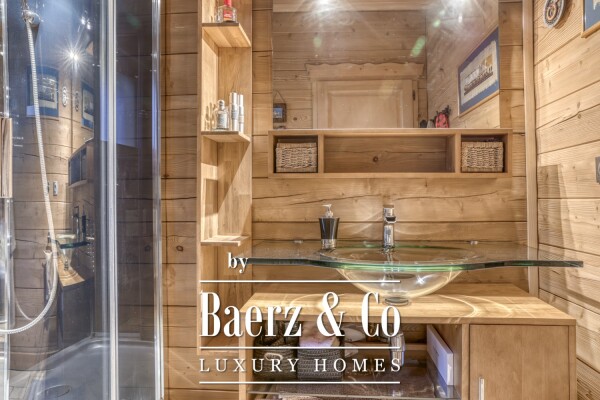 photo 10 Stunning 187 sqm chalet, nestled in the highly sought-after Médonnet area of Combloux