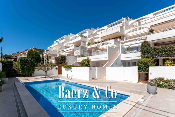 photo 1 Charming two-story apartment with a flowered terrace and views of the Port d'Andratx Sailing Club