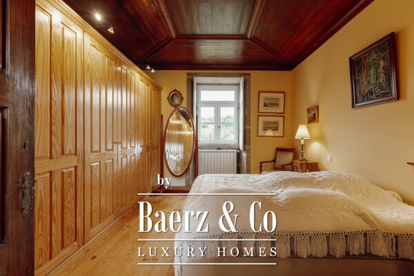 photo 9 Magnificent Manor House with winery