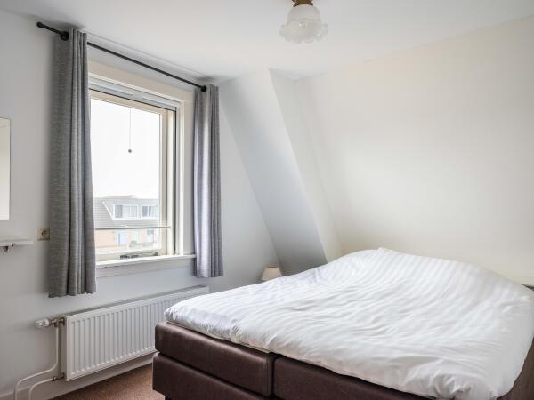 photo 32 Kerkstraat 11