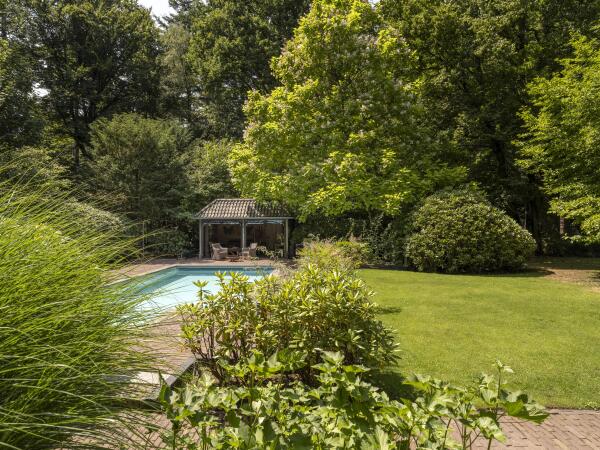 photo 41 Burgemeester de Manlaan 98