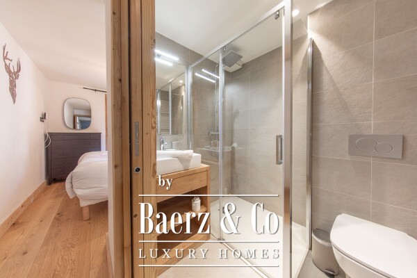 photo 14 3 BEDROOM APARTMENT - VILLAGE CENTRE