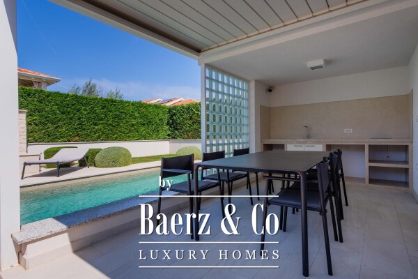 photo 6 Istria, Funtana, modern villa with swimming pool