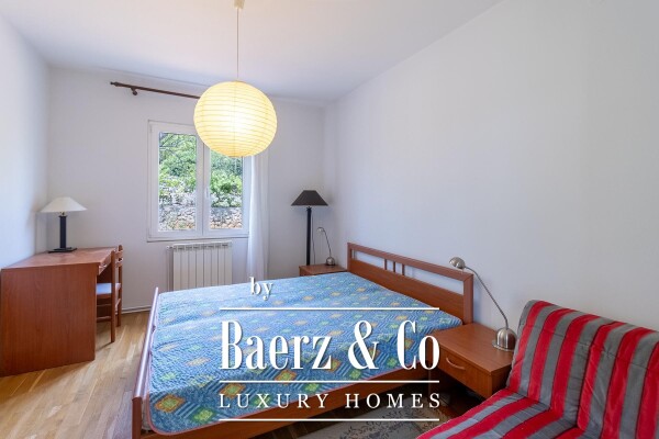 photo 25 Krk, house with three residential units and a large garden in the center