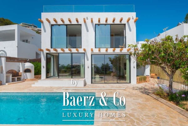 photo 2 Beautiful luxury home in Cap Martinet, Cap Martinet