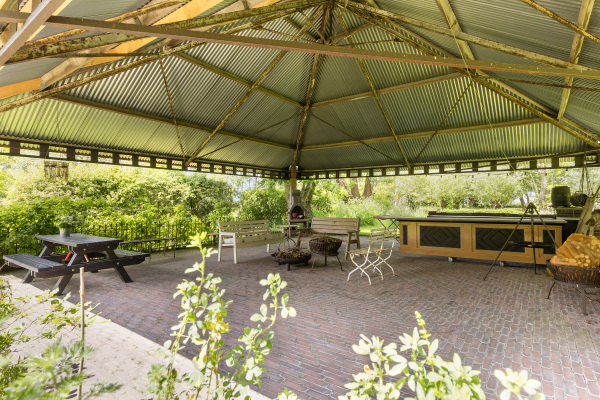 photo 56 Hoofdweg 34