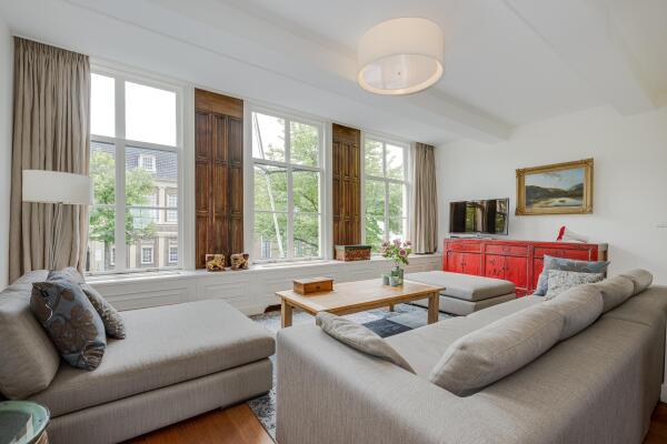 photo 37 Rapenburg 45