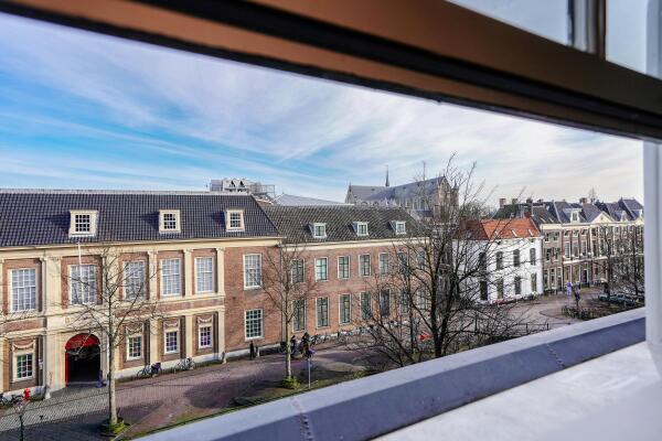 photo 77 Rapenburg 45