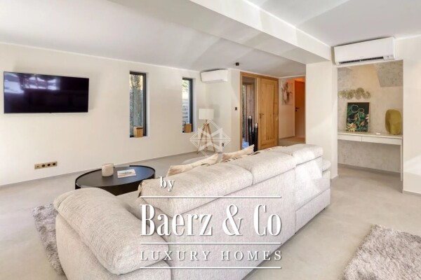 photo 9 Gigaro - Walking Distance to the Beach - Private Estate - Turnkey Villa