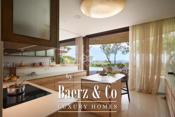 photo 10 Panoramic sea view