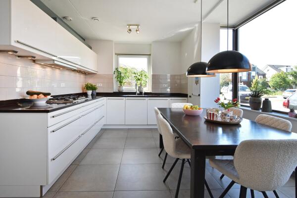 photo 3 Juttepeer 35