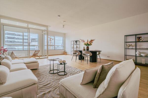 Video Gustav Mahlerlaan 212