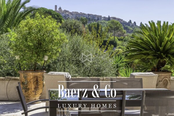 photo 2 Saint-Paul de Vence -Beautiful Provençal house with village views